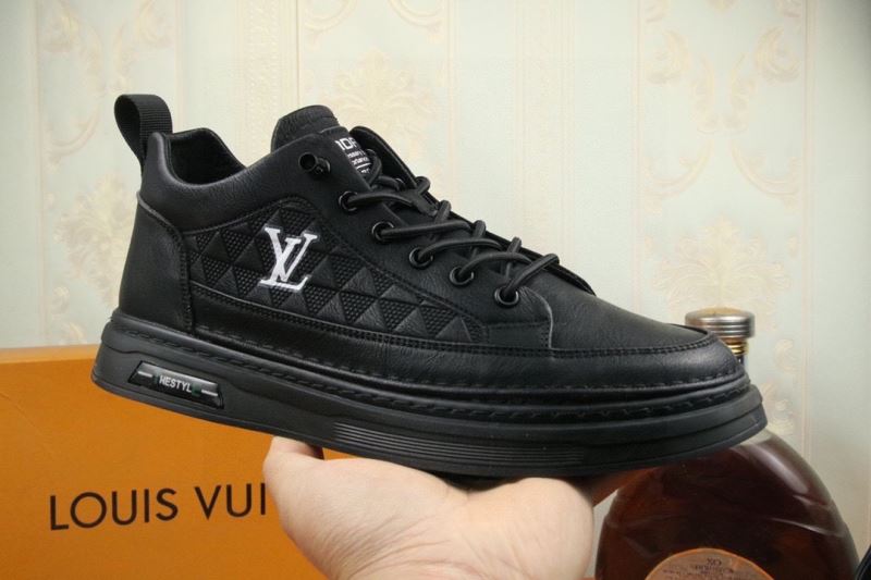 Louis Vuitton Sneakers